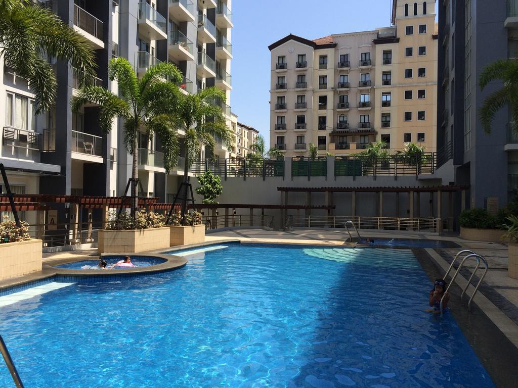 Love This Place Manila Exteriör bild